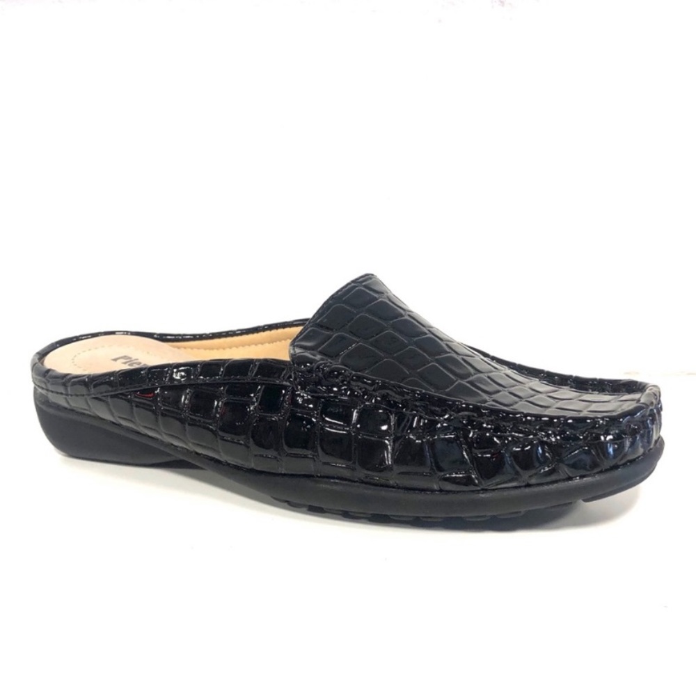 Pierre Dumas Vegan Leather Croc Embossed Mule